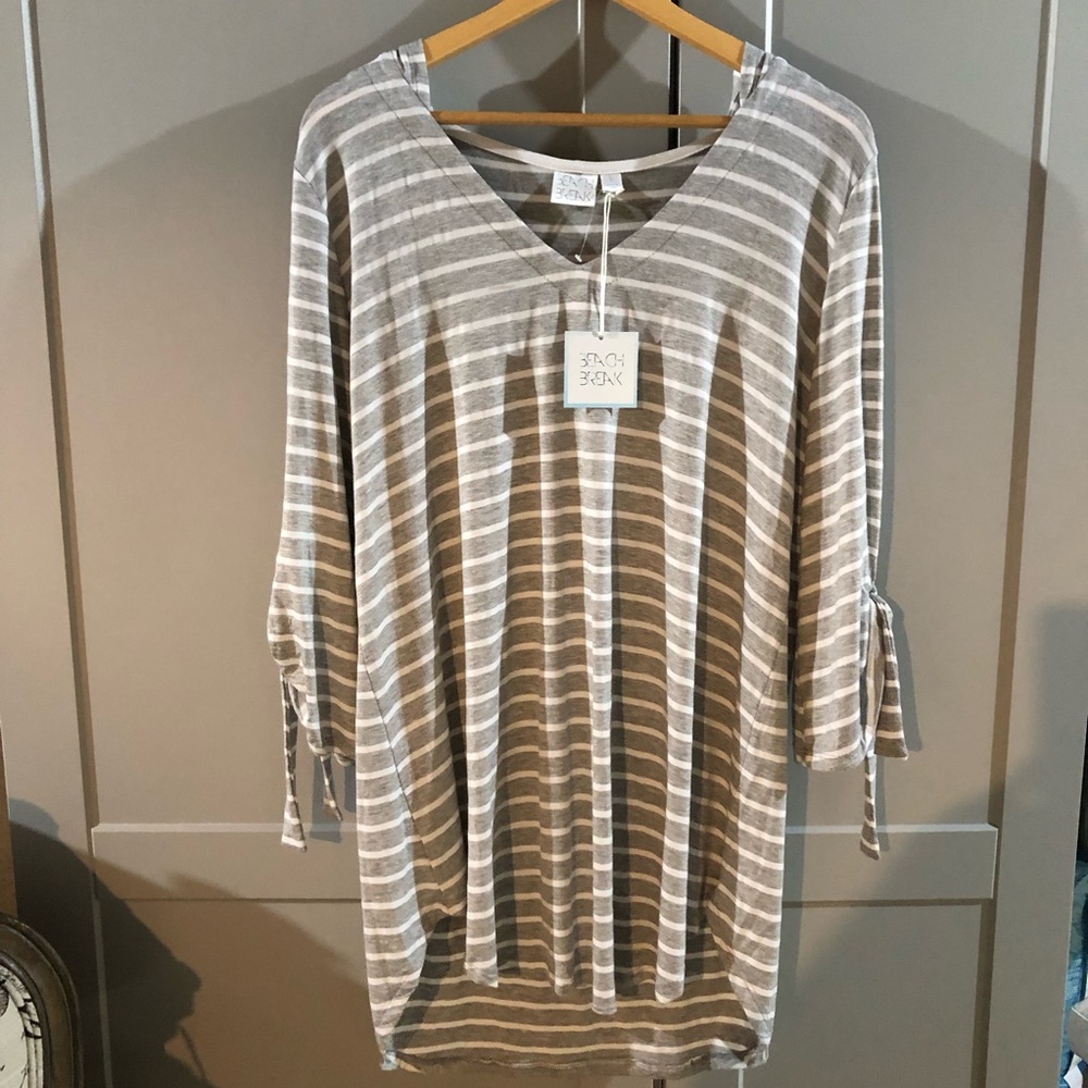 Women’s Beach Break Cover Up Gray White Stripe Knit Tunic Top Shirt Large NWT